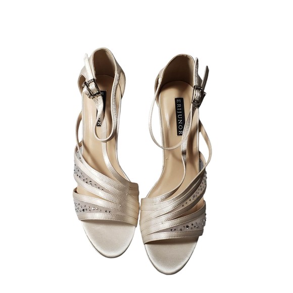 Erijunor women's sz 8 light Champagne Rhinestone Satin Like Wedding Formal Heels - Picture 1 of 9